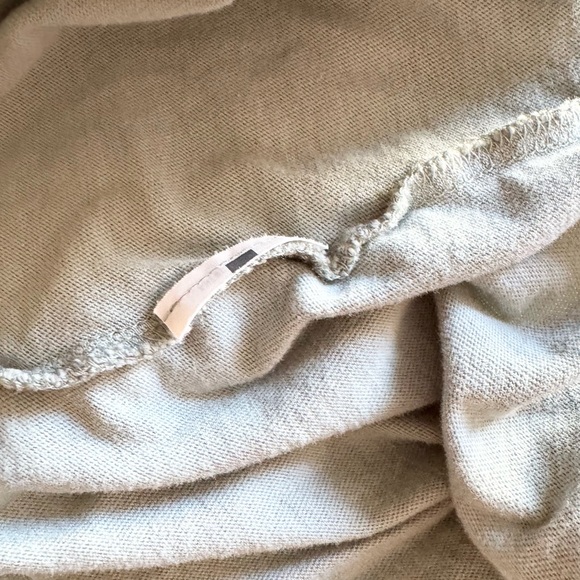 Abercrombie & Finch Essential Easy Tee - Bundle of Three - Picture 7 of 16